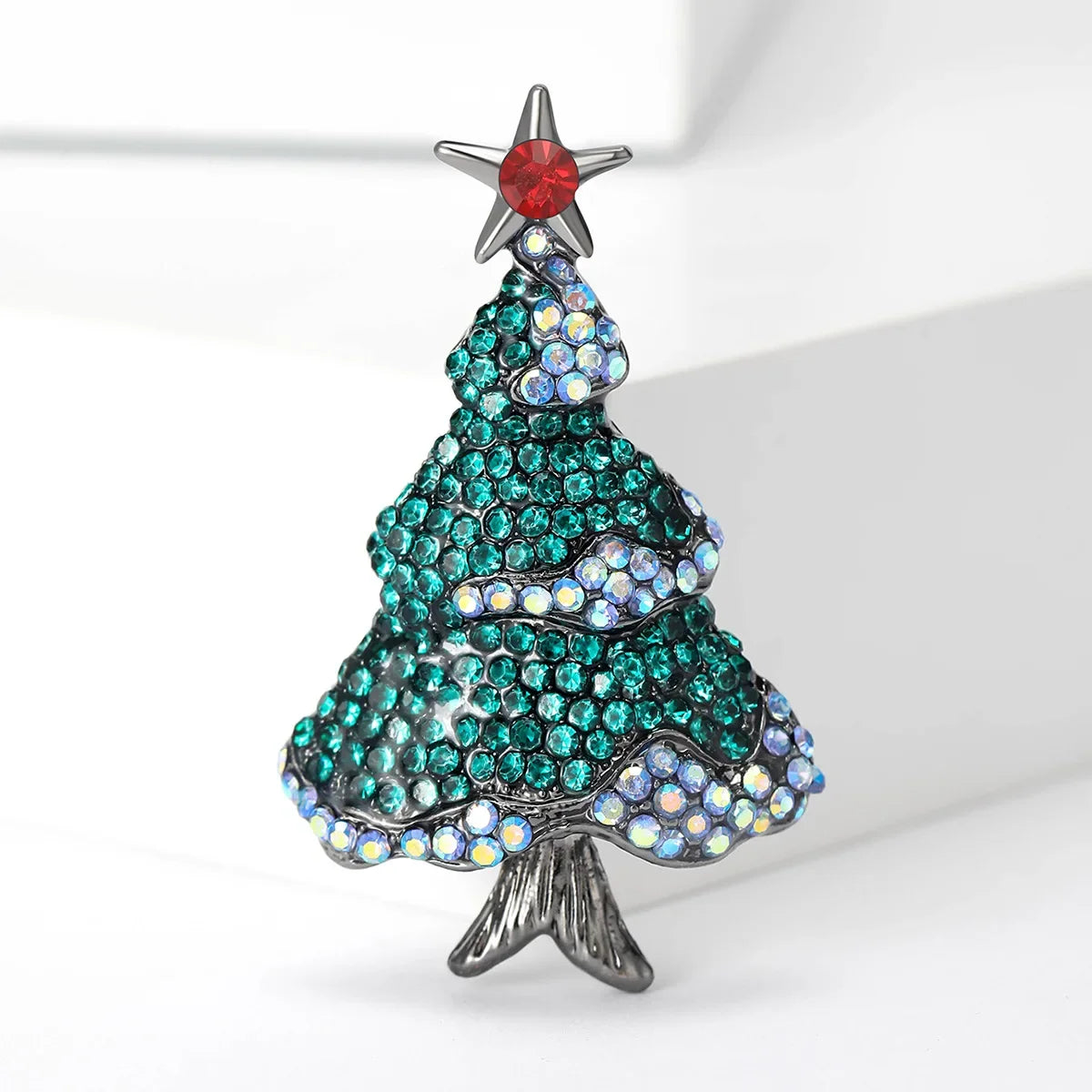 Vintage Fashion Drip Oil Christmas Tree Breast Needle Alloy Water Diamond Plant Emblem Men's And Women's Suit Skirt Accessories