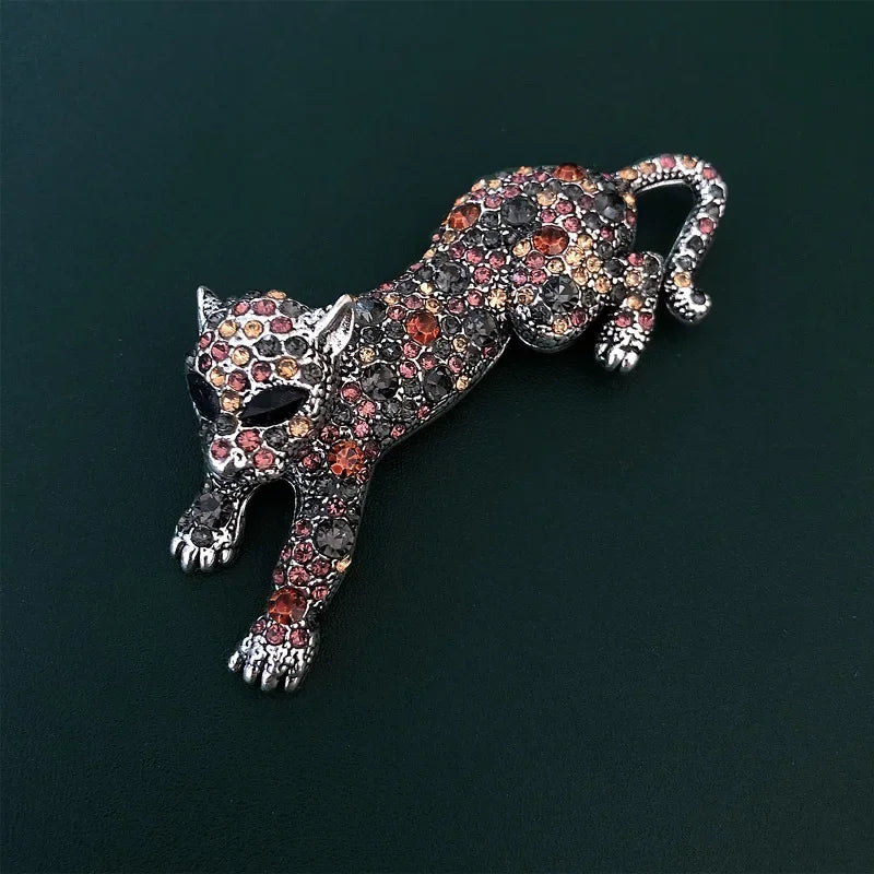 Vintage Fashion Luxury Rhinestone Brooch Personalized Animal Leopard Alloy Emblem Men's And Women's Suit Accessories Pin