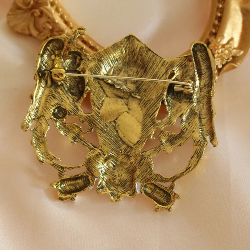 Classic Retro Angel Wings Master Brooch Exaggerated Personality Alloy Animal Emblem Men's Suit Shirt Clothing Accessories Pins