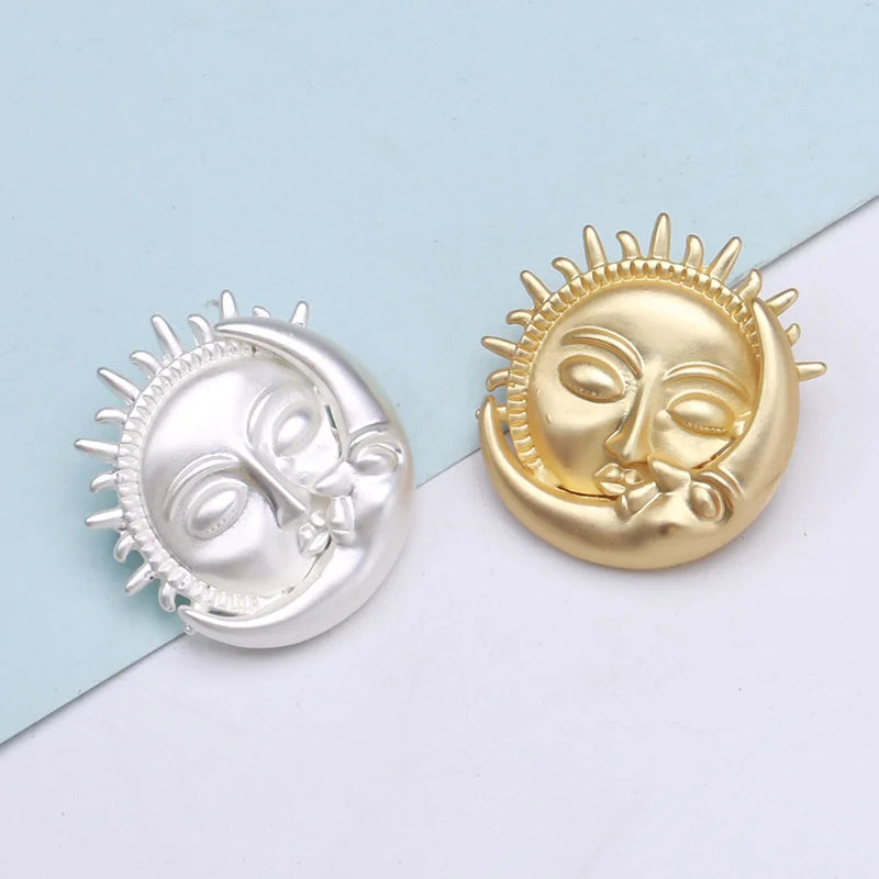 Personalized and Creative  God Moon Sun Shining Together Matte Clothing Decoration Corsage Female Accessories
