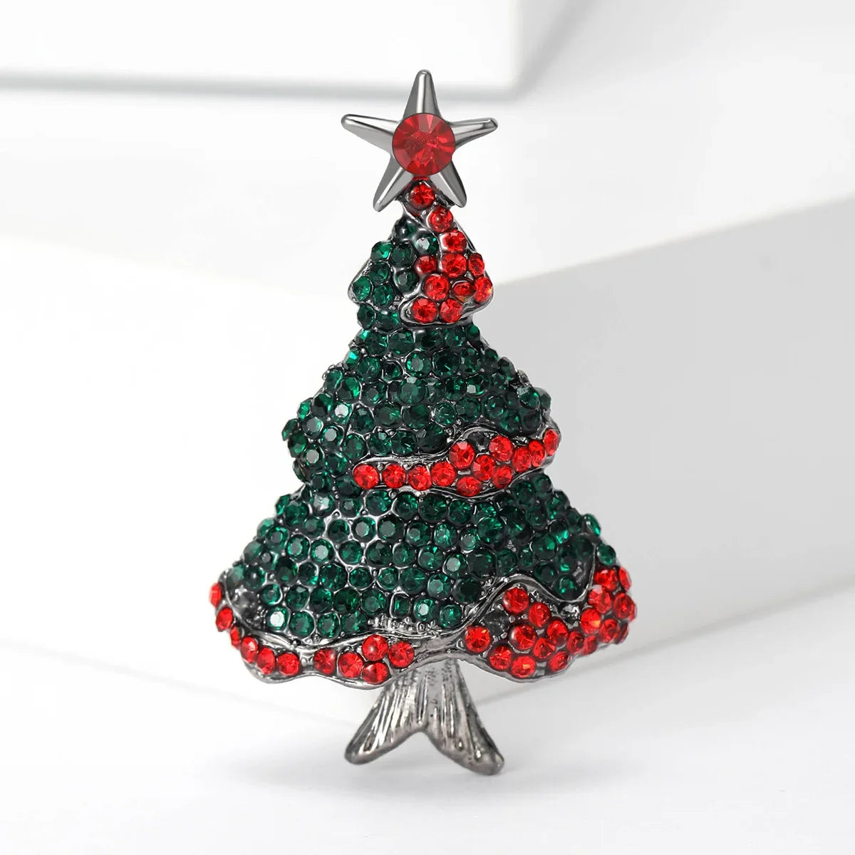 Vintage Fashion Drip Oil Christmas Tree Breast Needle Alloy Water Diamond Plant Emblem Men's And Women's Suit Skirt Accessories