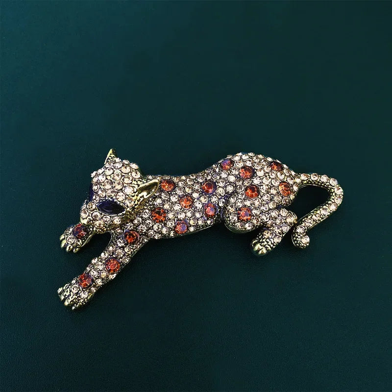 Vintage Fashion Luxury Rhinestone Brooch Personalized Animal Leopard Alloy Emblem Men's And Women's Suit Accessories Pin