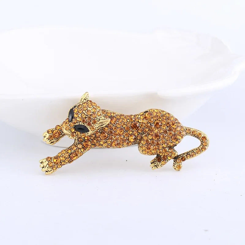 Vintage Fashion Luxury Rhinestone Brooch Personalized Animal Leopard Alloy Emblem Men's And Women's Suit Accessories Pin