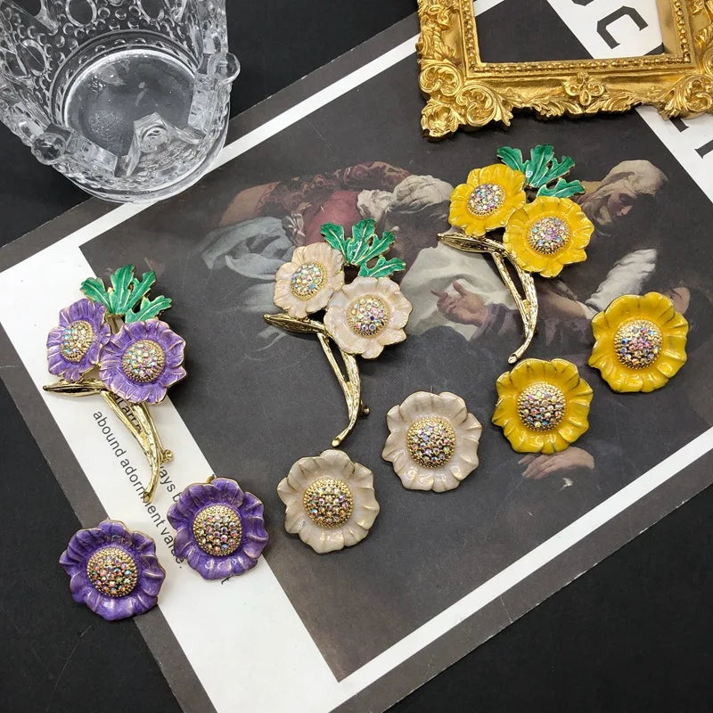 Retro Rural Small Daisy Flower Alloy Brooch Niche Minimalist Fresh Badges Earrings Ear Clips Men/Women's Suits Dress Accessories