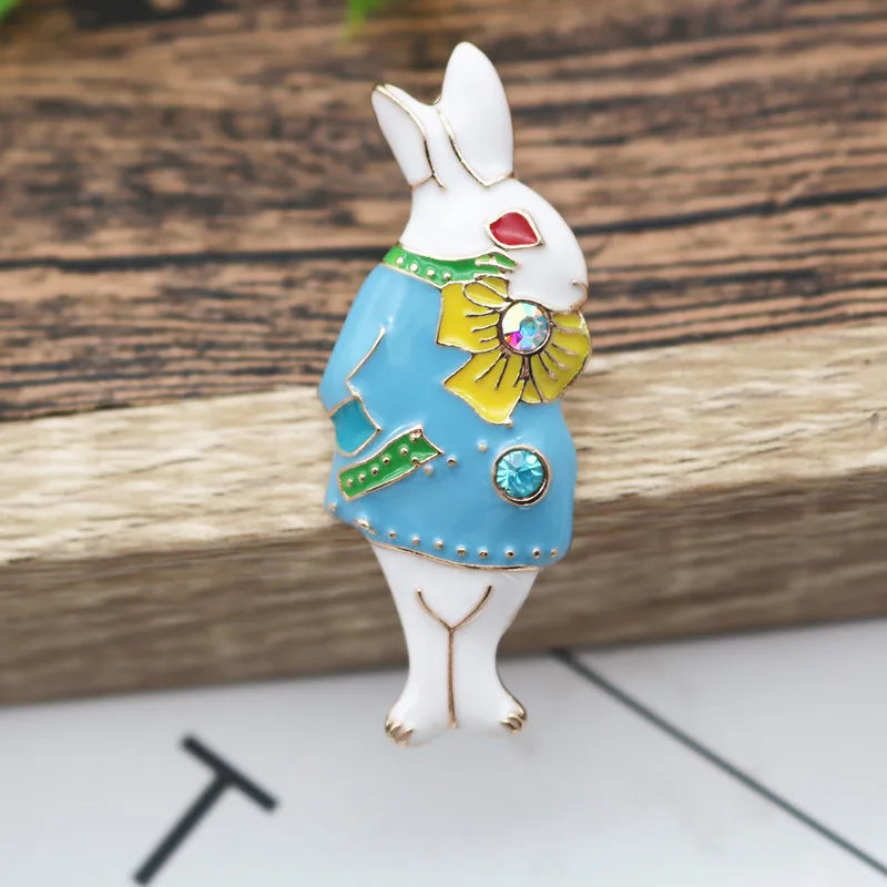 Retro Alloy Rabbit Brooch Pins Female Ins Trendy Party Coller Cute Sweater Brooches Accessories