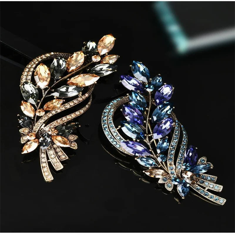 Brooch Ladies High-End Crystal Accessories Retro Atmosphere Suit Corsage Coat Brooch Birthday Gift