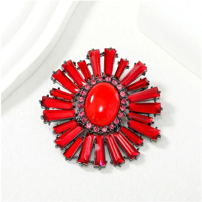 Retro Personality Exaggerated Resin Imitation Crystal Brooch Alloy Rhinestone Sunflower Emblem Clothing Accessories Brooch Pins