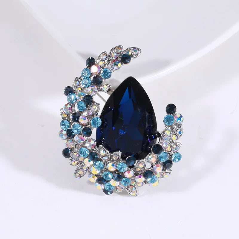 Brooch Ladies High-End Crystal Accessories Retro Atmosphere Suit Corsage Coat Brooch Birthday Gift