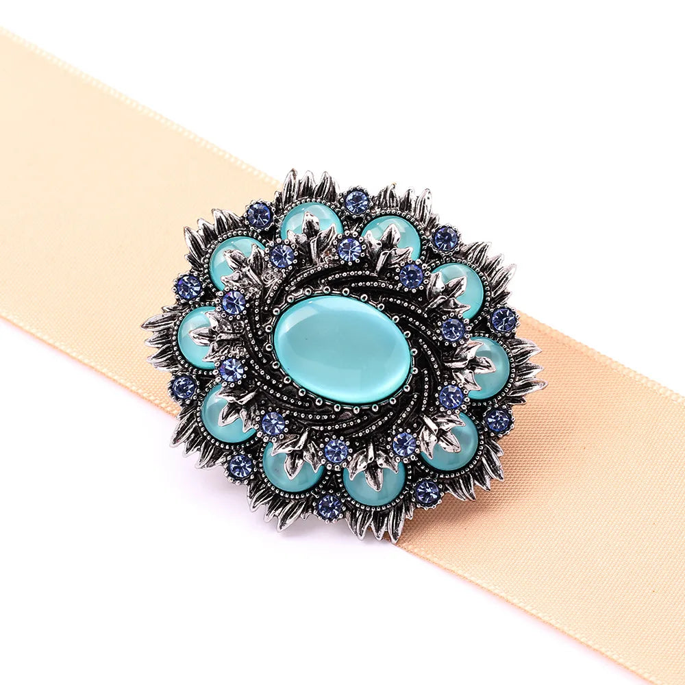 Vintage Niche Artificial Blue Cat's Eye Stone Brooch Geometric Exaggeration Gorgeous Badge Men Women's Clothing Accessories Gift