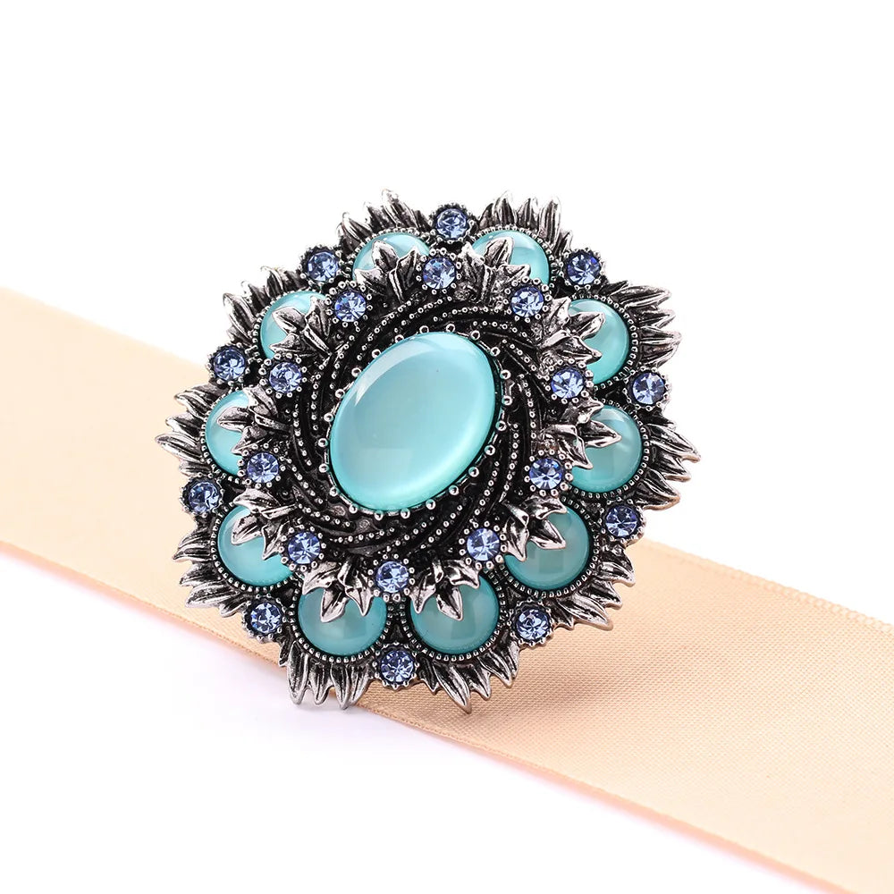 Vintage Niche Artificial Blue Cat's Eye Stone Brooch Geometric Exaggeration Gorgeous Badge Men Women's Clothing Accessories Gift