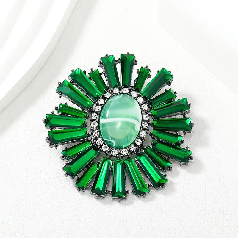 Retro Personality Exaggerated Resin Imitation Crystal Brooch Alloy Rhinestone Sunflower Emblem Clothing Accessories Brooch Pins