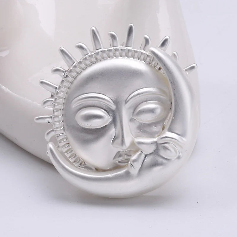 Personalized and Creative  God Moon Sun Shining Together Matte Clothing Decoration Corsage Female Accessories
