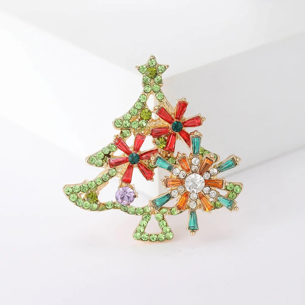 Vintage Fashion Drip Oil Christmas Tree Breast Needle Alloy Water Diamond Plant Emblem Men's And Women's Suit Skirt Accessories