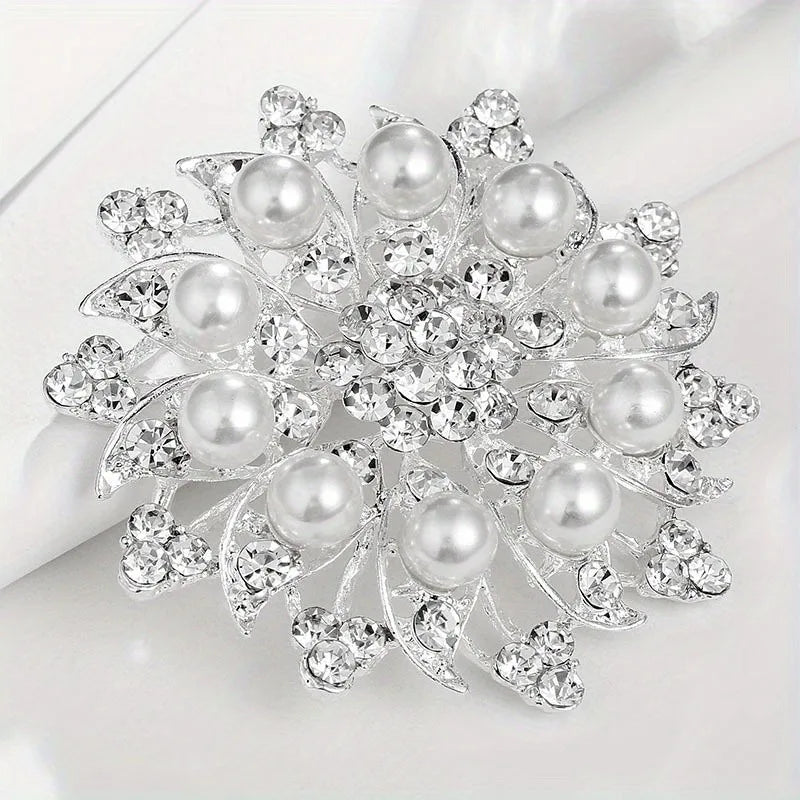 Women's Simple Rhinestone Pearl Clip Hollow Brooch Metal Flower Accessories