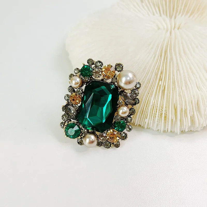 New Alloy Pearl Brooch Luxury Fashion Brooches Men's Women's Clothes Accessories Corsage Pins