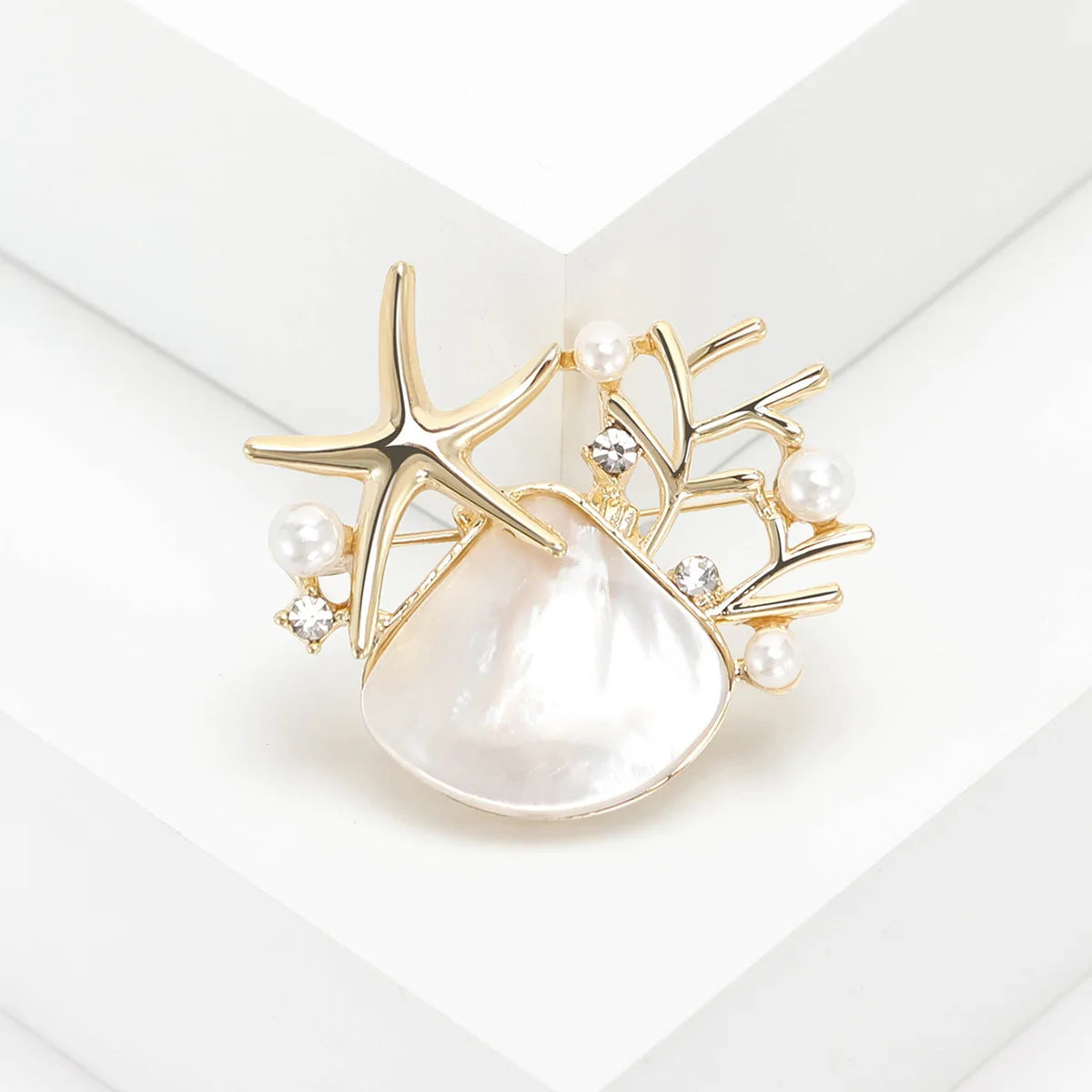 Creative New Precision Abalone, Shell, Scallop, Starfish brooch, Luxury Temperament, Men's and Women's Breastflowers