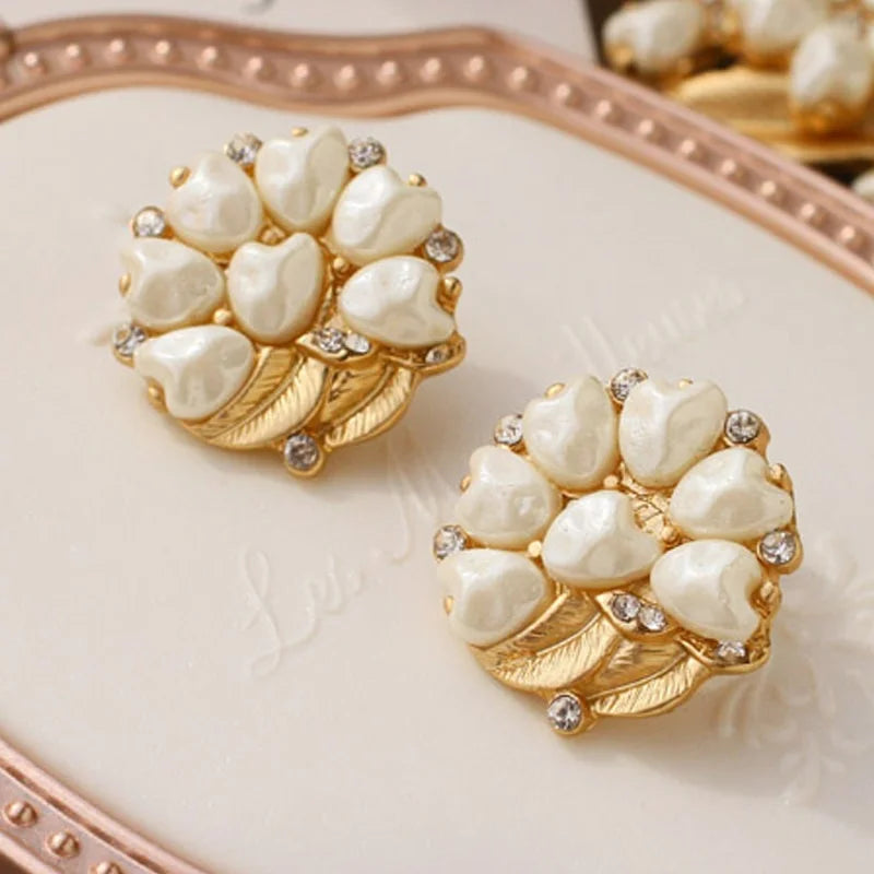 Women Flower Pearl Brooch Party Pin Accessories Gift