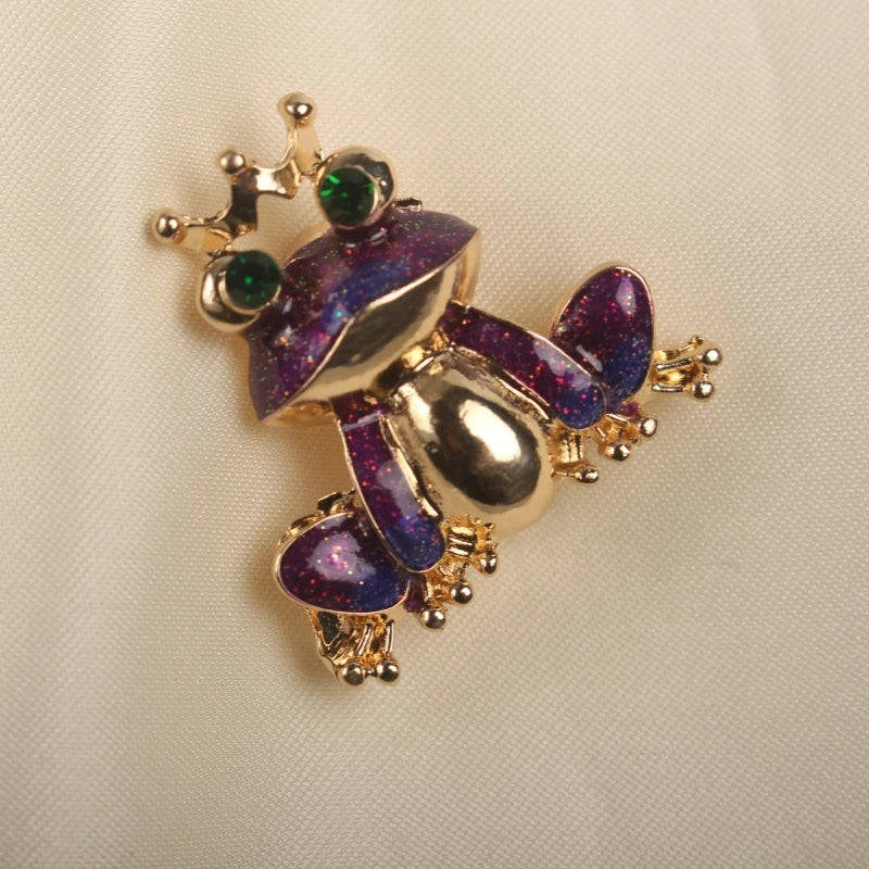 European And American Fashion Crowns Cute Frog Brooches Creative Oil Dripping Animal Badges Men/Women's Clothing Accessories