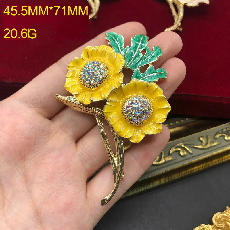 Retro Rural Small Daisy Flower Alloy Brooch Niche Minimalist Fresh Badges Earrings Ear Clips Men/Women's Suits Dress Accessories